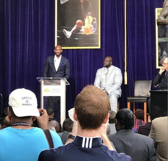 加拉：切尔西应该签下奥斯梅恩，他能带领蓝军重回巅峰（加拉力荐切尔西签下奥斯梅恩：他可助蓝军重返巅峰）