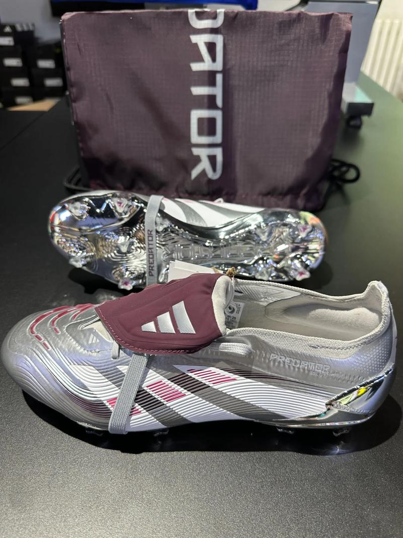 英超半场：两队总计1射正，狼队0-0布伦特福德（英超半场战报：狼队0-0布伦特福德，双方仅1次射正）