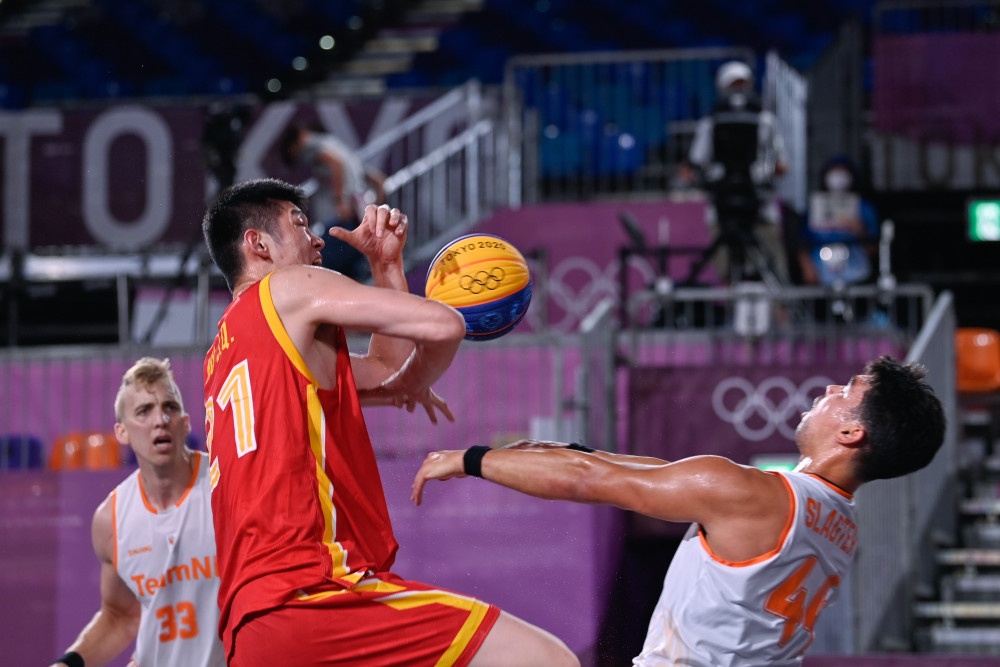 每体：拜仁等队开始竞争哈姆扎，但球员希望加盟巴萨（每体：拜仁等队加入哈姆扎争夺战，球员更倾向加盟巴萨）