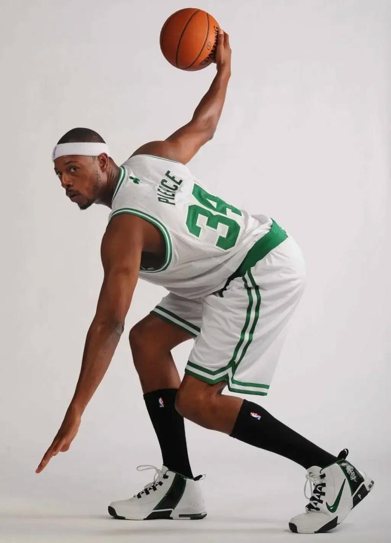 日本11月号码：藤田让瑠奇马7号、町野修斗9号、前田大然11号（日本队11月号码揭晓：藤田让瑠奇马获7号，町野修斗穿9号，前田大然披11号）